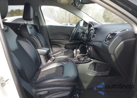 2018 Jeep Compass Altitude 4X4 from USA, damaged, VIN 3C4NJDBB5JT395306